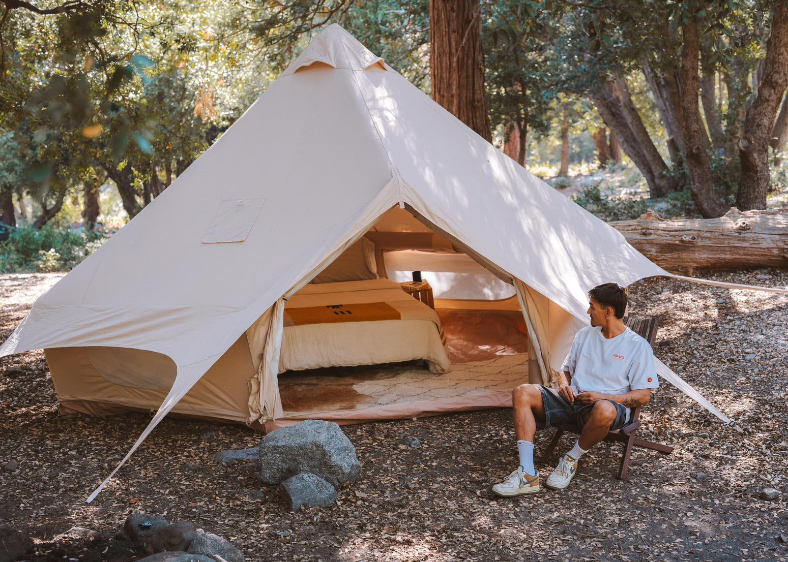 Glamping Tent With Sitting Area 15ft Inflat-a-bell ™